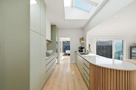 Photo of property in 4 Wherstead Road, Cashmere, Christchurch, 8022