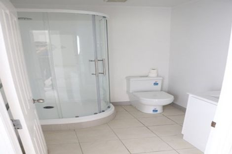 Photo of property in 103 Muir Avenue, Mangere Bridge, Auckland, 2022