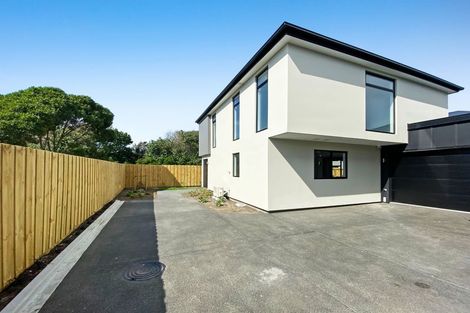 Photo of property in 2/15 Rawhiti Avenue, New Brighton, Christchurch, 8083