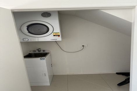 Photo of property in 72u6 Carrington Avenue, Silverdale, Hamilton, 3216