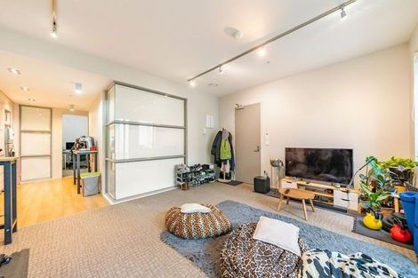 Photo of property in Masina Apartments, 104/80u Riddiford Street, Newtown, Wellington, 6021