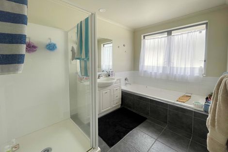 Photo of property in 25 Figaro Crescent, Takanini, 2112