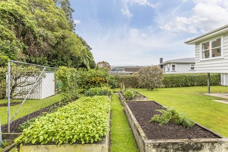 Photo of property in 20 Pembroke Street, Tawa, Wellington, 5028