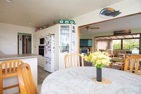 Photo of property in 3 Denyer Place, New Lynn, Auckland, 0600