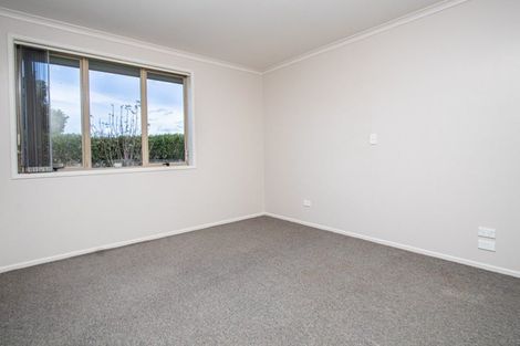 Photo of property in 2 Parkside Drive, Huntington, Hamilton, 3210