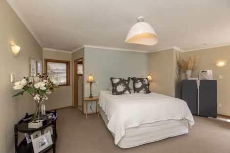 Photo of property in 5 Eatwell Avenue, Paraparaumu Beach, Paraparaumu, 5032