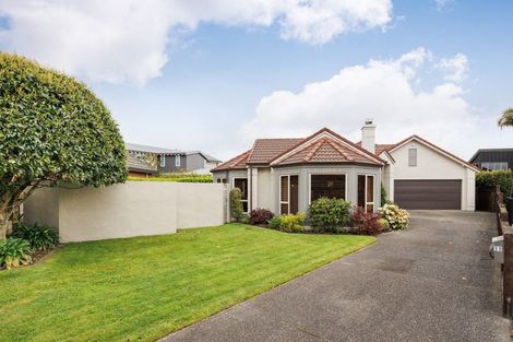 Photo of property in 11 Pastoral Lane, Hokowhitu, Palmerston North, 4410