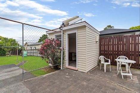 Photo of property in 16 Hooks Road, Manurewa, Auckland, 2102