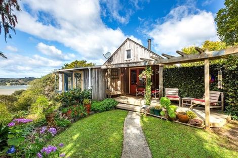 Photo of property in 35 Green Road, Matakana, Warkworth, 0985