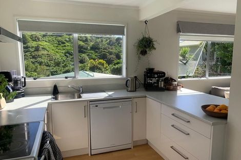 Photo of property in 20f1 Doris Gordon Crescent, Crofton Downs, Wellington, 6035