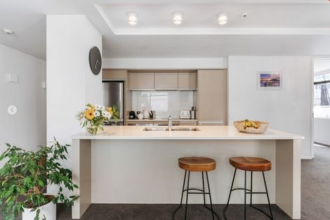 Photo of property in 7/48 Marine Parade, Mount Maunganui, 3116