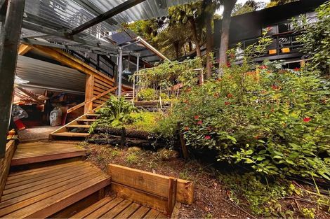 Photo of property in 41 Lone Kauri Road, Karekare, New Lynn, 0772