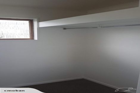 Photo of property in 8b Middlesex Place, Northland, Wellington, 6012