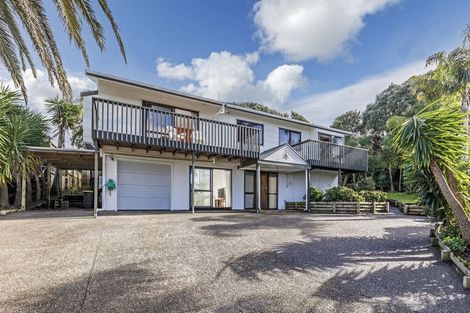 Photo of property in 61 John Dee Crescent, Red Beach, 0932