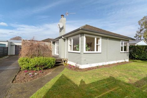 Photo of property in 10 Matuku Street, Heretaunga, Upper Hutt, 5018