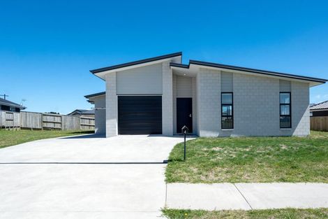 Photo of property in 4 Puna Rise, Wharewaka, Taupo, 3330