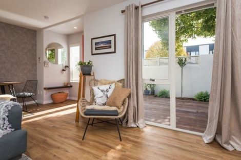 Photo of property in 2/270 Kilmore Street, Christchurch Central, Christchurch, 8011