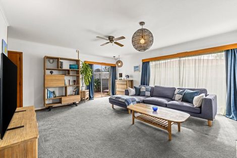 Photo of property in 32 Hyla Road, Haumoana, 4102