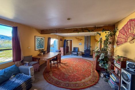 Photo of property in 188 Abel Tasman Drive, Takaka, 7183