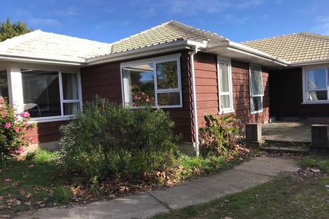 Photo of property in 10 Clonbern Place, Upper Riccarton, Christchurch, 8041