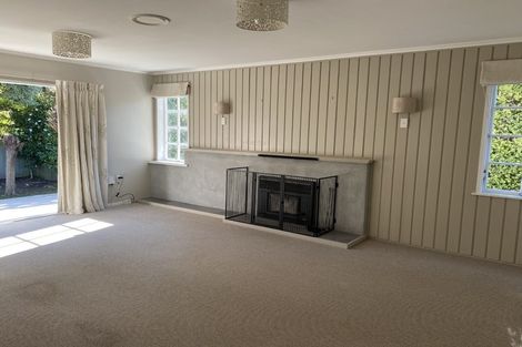 Photo of property in 25 Kent Terrace, Taradale, Napier, 4112