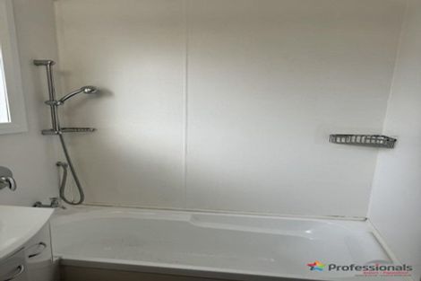 Photo of property in 11a Woodvale Road, Glen Eden, Auckland, 0602