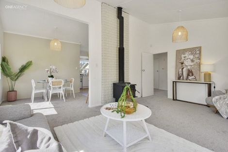 Photo of property in 8 Thorne Place, Rangiora, 7400