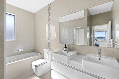 Photo of property in 81 Totara Views Drive, Silverdale, 0932