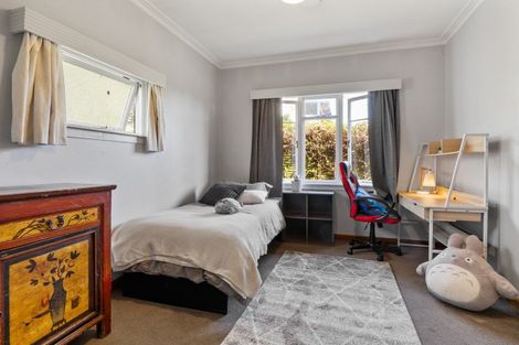 Photo of property in 14 Rimu Street, Strandon, New Plymouth, 4312