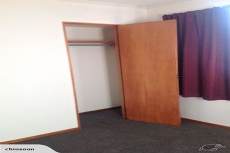 Photo of property in 162 Newlands Road, Newlands, Wellington, 6037