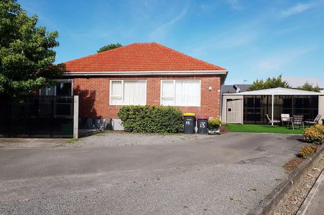 Photo of property in 13 Broadbent Street, Riccarton, Christchurch, 8041
