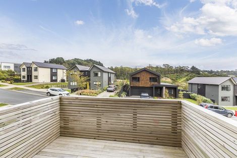 Photo of property in 15 Holystone Road, Whitby, Porirua, 5024