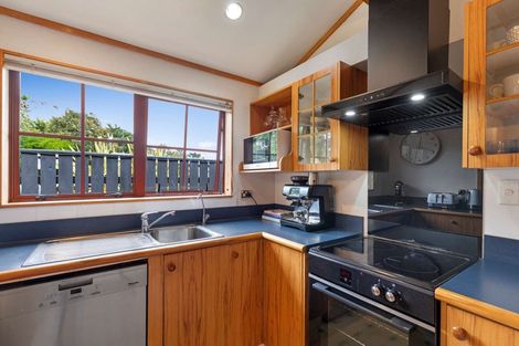 Photo of property in 21 Nikau Street, Tawhero, Whanganui, 4501