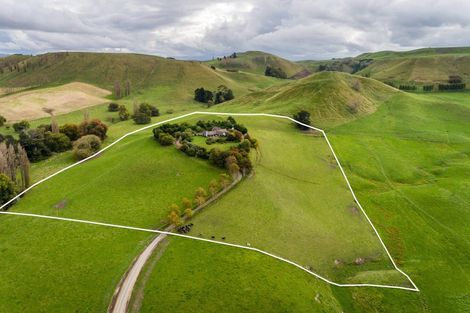 Photo of property in 326 Hatuma Road, Waipukurau, 4281