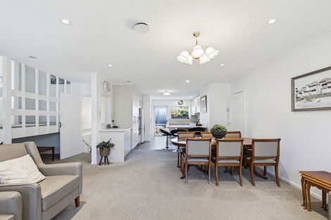 Photo of property in 51 Bucknell Street, Sockburn, Christchurch, 8042