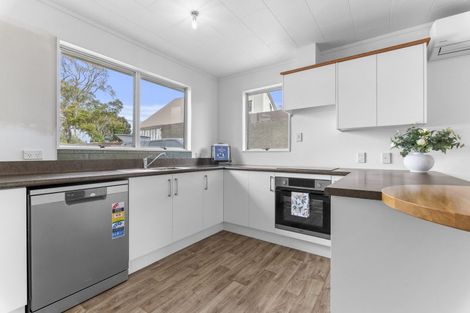 Photo of property in 3/62 Wallace Place, Westown, New Plymouth, 4310