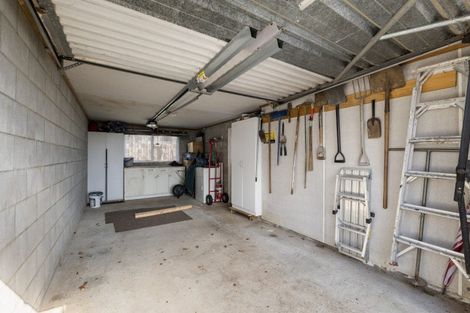 Photo of property in 17a Hamlet Street, Stratford, 4332