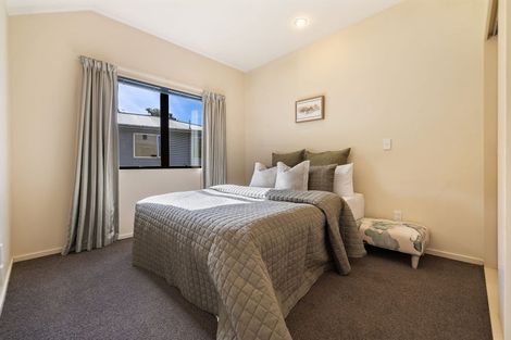 Photo of property in 37 Larch Hill Place, Queenstown, 9300