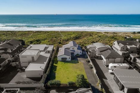Photo of property in 251a Oceanbeach Road, Mount Maunganui, 3116