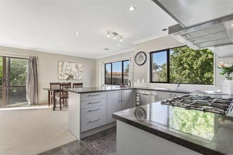 Photo of property in 48 Priestley Drive, Bucklands Beach, Auckland, 2014