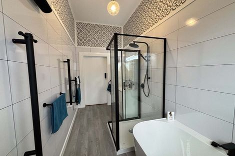 Photo of property in 10a Hereford Street, West End, Palmerston North, 4410