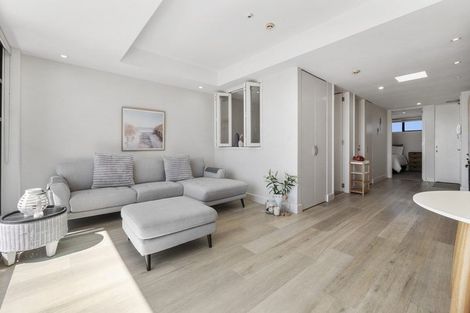 Photo of property in 314 Maunganui Road, Mount Maunganui, 3116