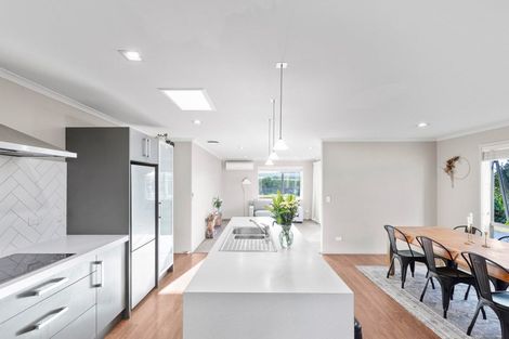 Photo of property in 18 Eastridge Terrace, Huntington, Hamilton, 3210