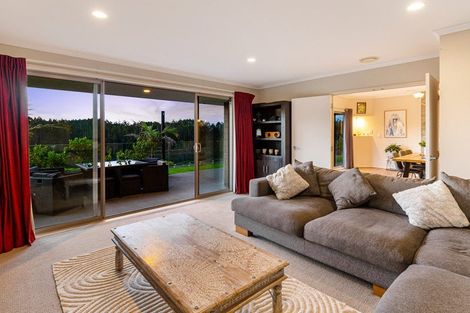 Photo of property in 92 Taiapa Valley Road, Muriwai, Waimauku, 0881