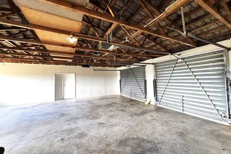 Photo of property in 74 Deacon Road, Riverhead, Kumeu, 0892