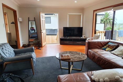 Photo of property in 22a Hilling Street, Titirangi, Auckland, 0604
