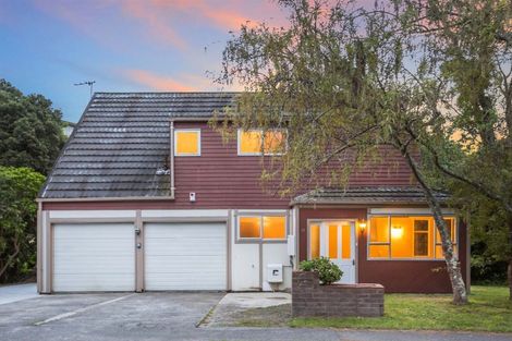 Photo of property in 19 Solander Place, Whitby, Porirua, 5024
