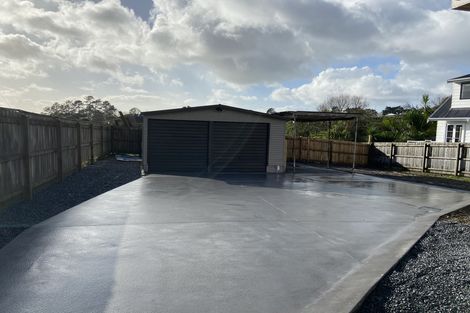 Photo of property in 281 Henderson Valley Road, Henderson, Auckland, 0612