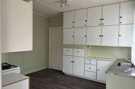 Photo of property in 12 Ellesmere Avenue, Miramar, Wellington, 6022