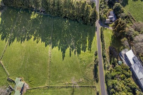 Photo of property in 60 Saxton Road, Upper Vogeltown, New Plymouth, 4371
